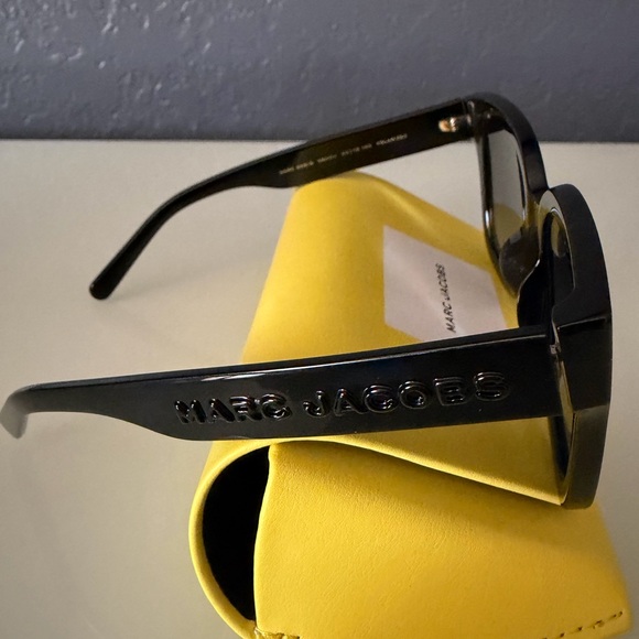 Marc Jacobs Black Sunglasses - 658/S main image 9